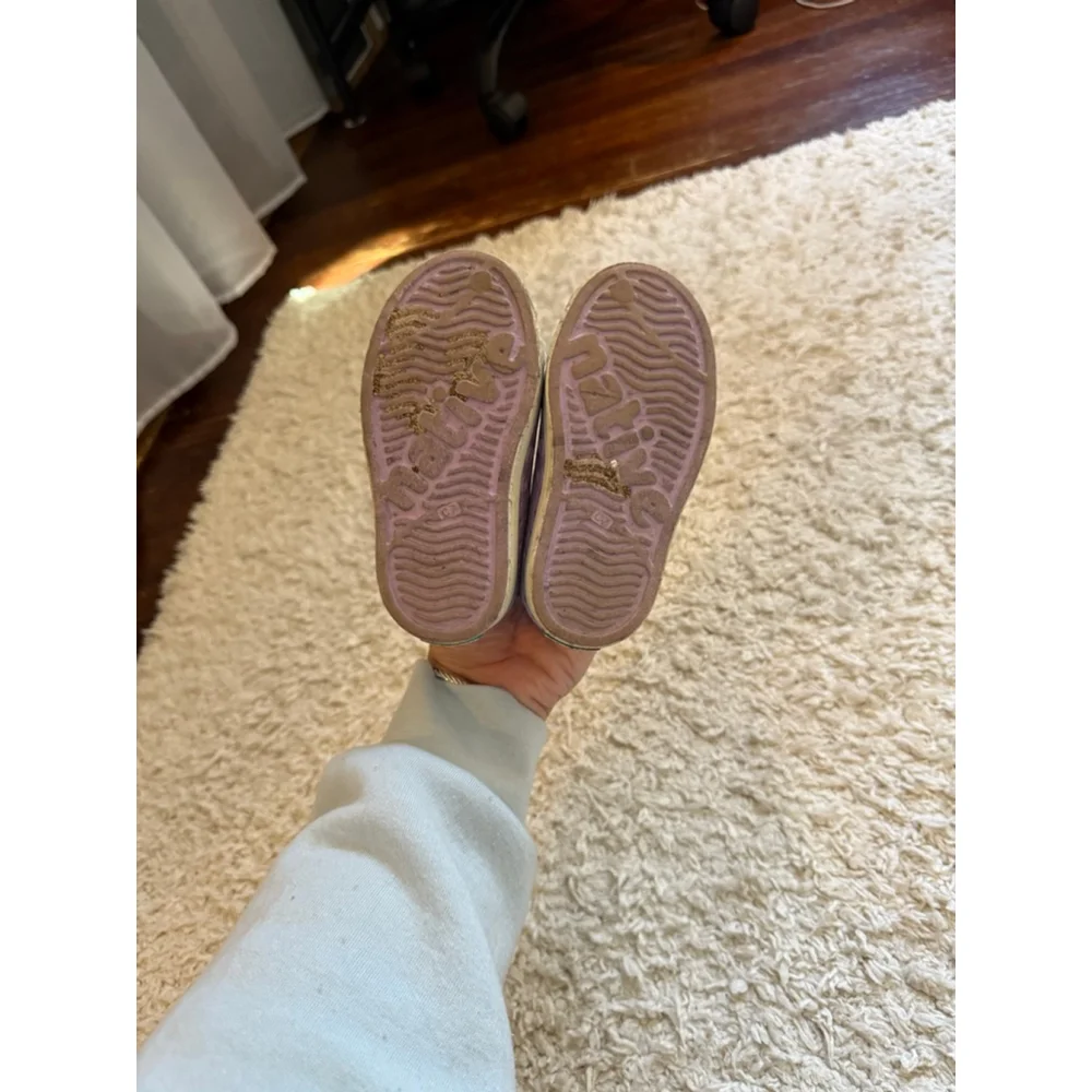 Kids Native Purple Cream Water Shoes Size 7